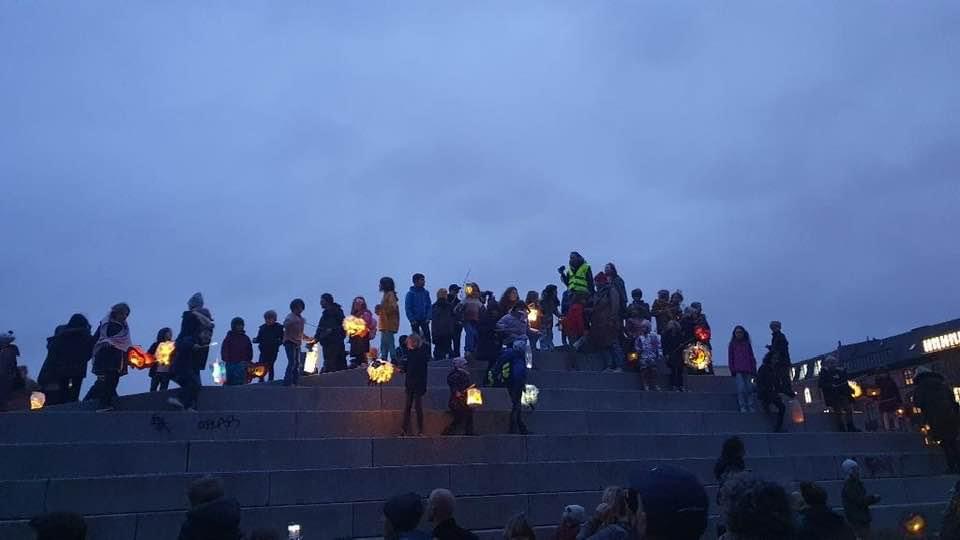 Martinsumzug mit Laternen